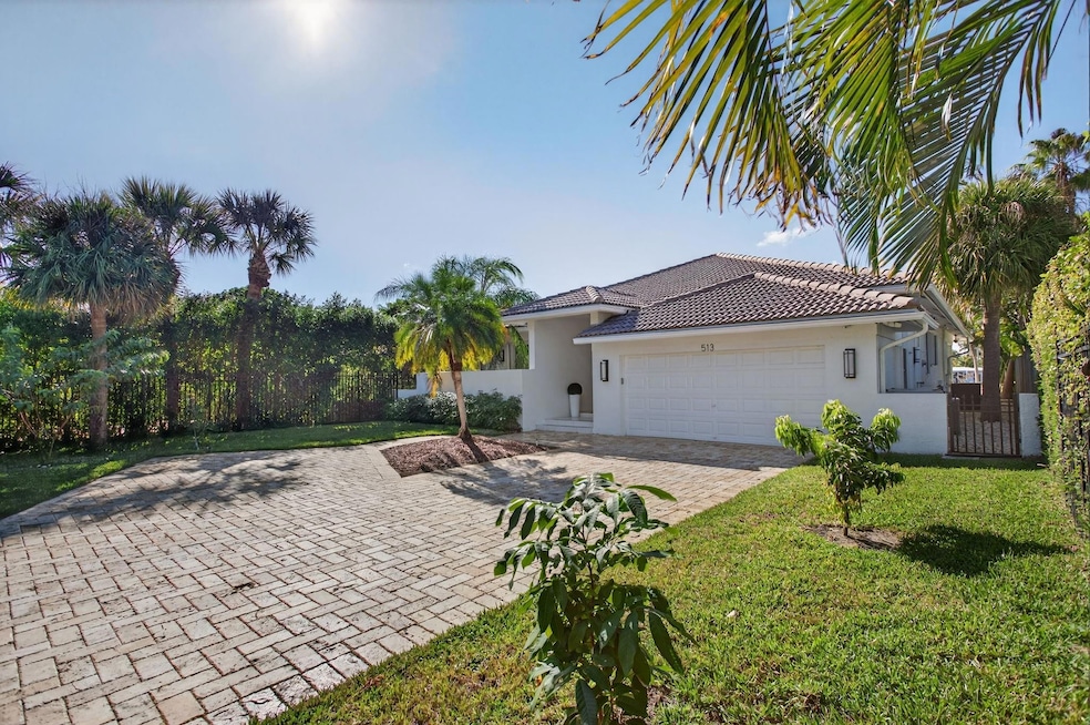 513 S Riverside Dr, Pompano Beach, FL 33062 - photo 1