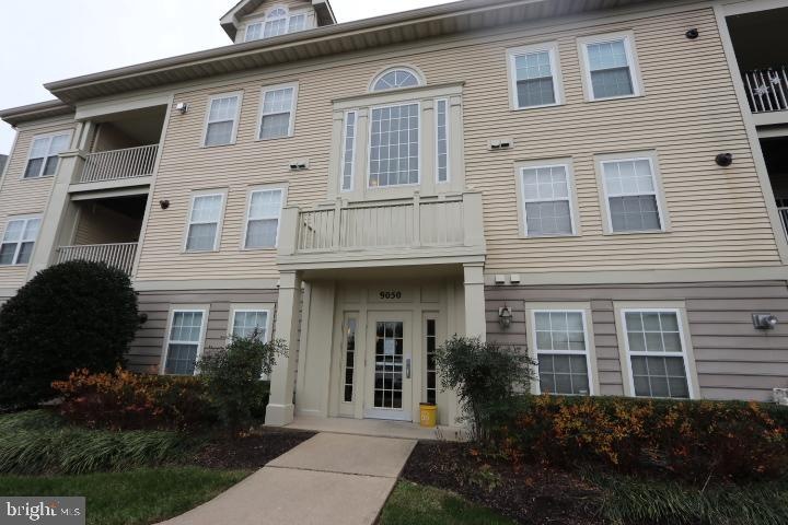 9050 Gracious End Ct unit 104, Columbia, MD 21046 - photo 1