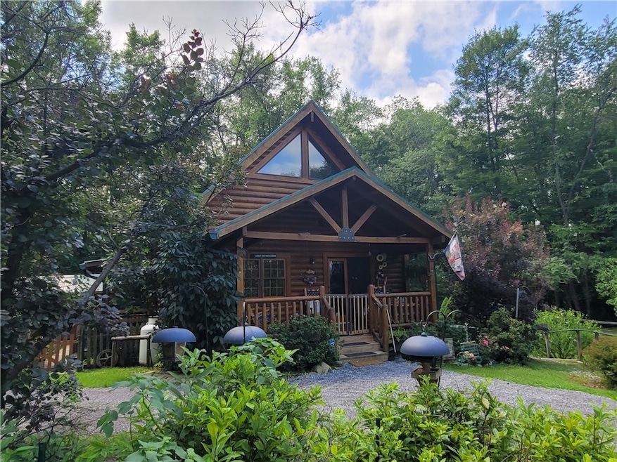 265 Pew Rd, Mercer, PA 16137 - photo 1