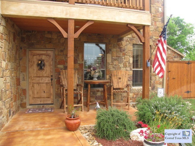 1646 Mikula Place, New Braunfels, TX 78130 - photo 1