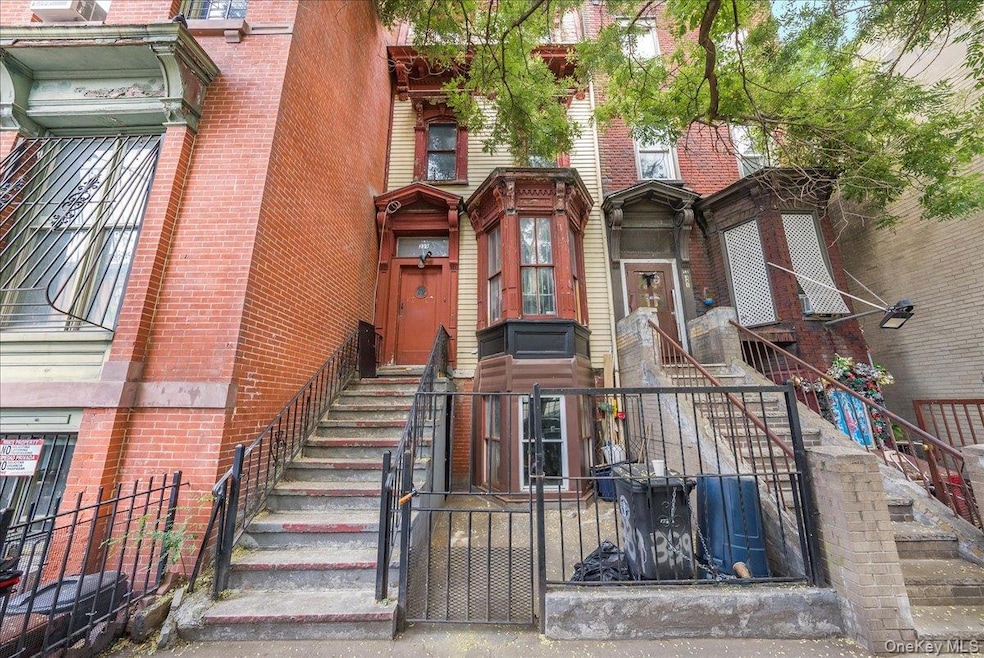 339 E 140th St, Bronx, NY 10454 - photo 1