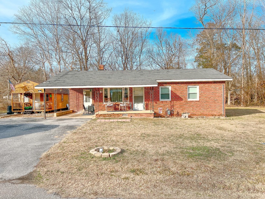 153 Shelton St, Linden, TN 37096 - photo 1