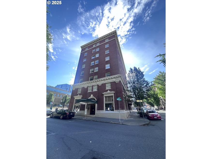 Roosevelt Plaza Apartments unit 707, Portland, OR 97205 - photo 1
