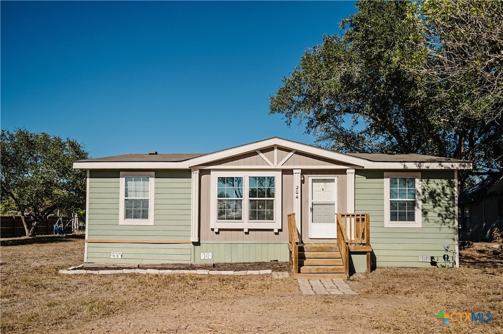 204 W Texas St, Cuero, TX 77954 - photo 1