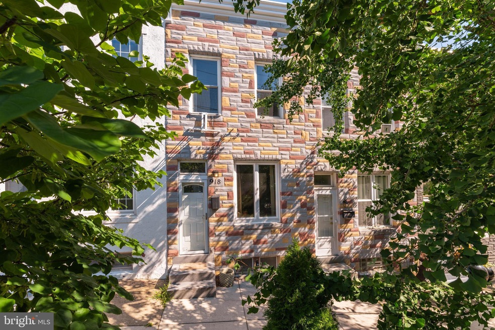 918 W 38th St, Baltimore, MD 21211 - photo 1