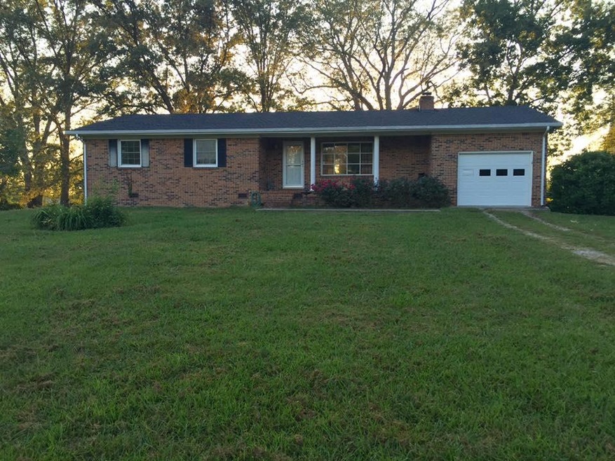 996 Bowling Alley Rd, Manchester, TN 37355 - photo 1