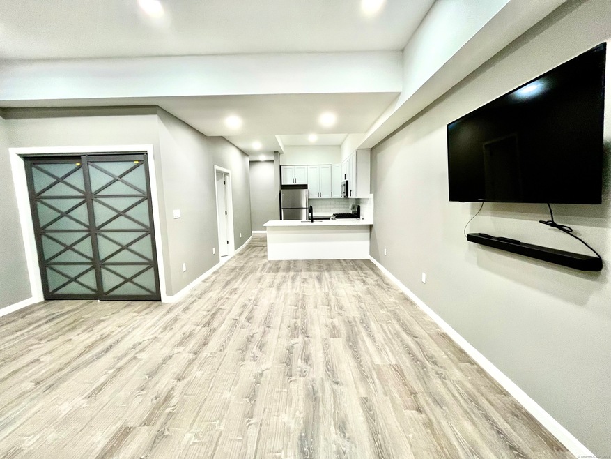 37 Center St unit 1A, New Haven, CT 06510 - photo 1