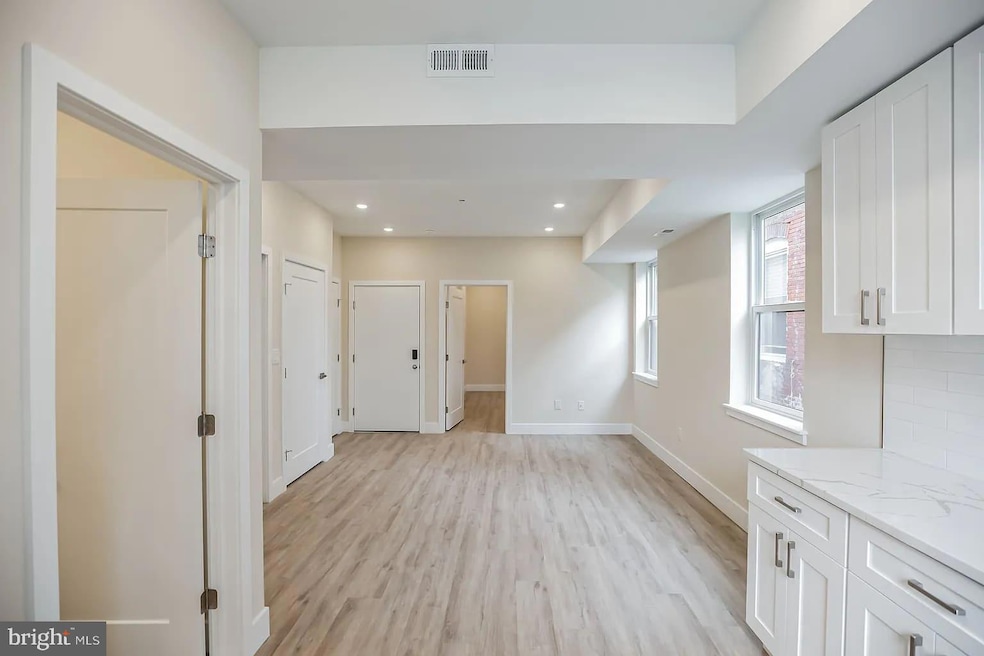 3345 N 19th St unit 3R, Philadelphia, PA 19140 - photo 1