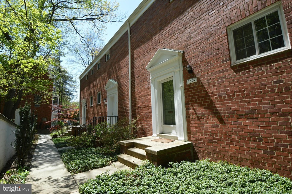 3507 Valley Dr unit 3507, Alexandria, VA 22302 - photo 1