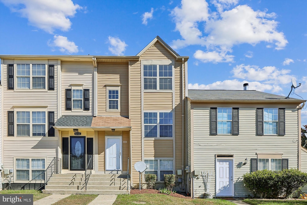 Under Contract $299,900