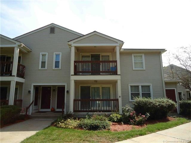 303 Ashmead Common unit 303, Enfield, CT 06082 - photo 1