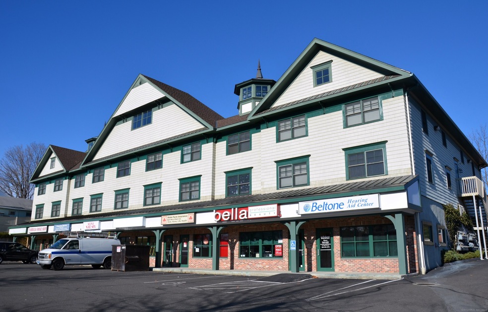 365 Westport Ave unit 1G, Norwalk, CT 06851 - photo 1