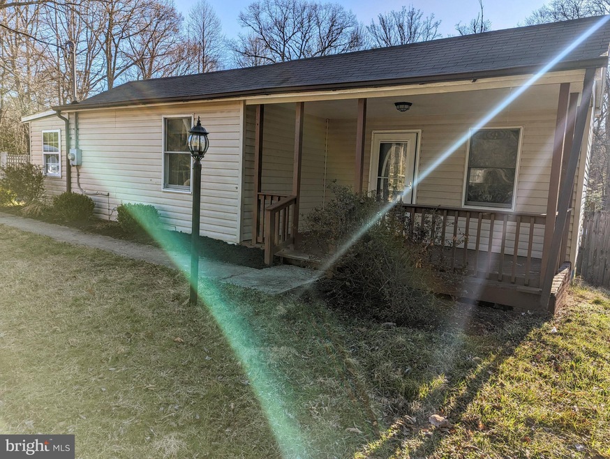 4266 Hallowing Point Rd, Prince Frederick, MD 20678 - photo 1