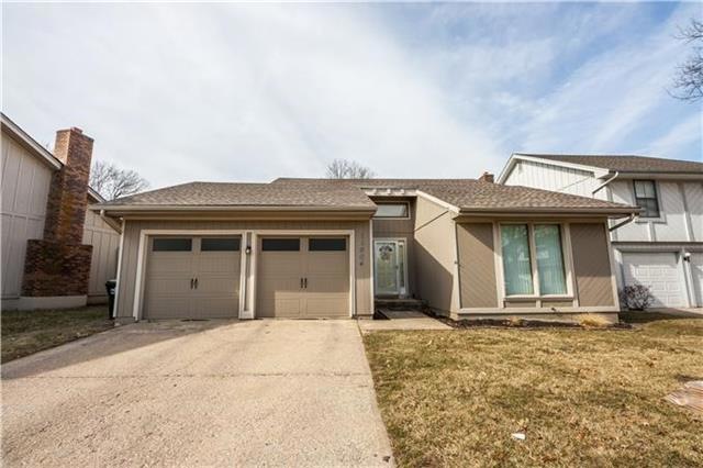 11904 W 66th Terrace, Shawnee, KS 66216 - photo 1