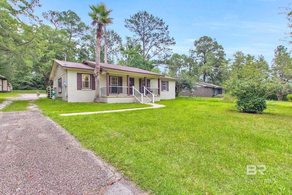 127 Wilson Dr, Spanish Fort, AL 36527 - photo 1