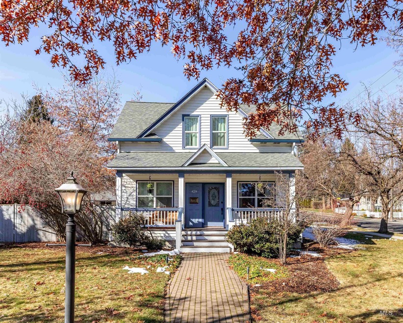 Sold • Co-Listing Agent