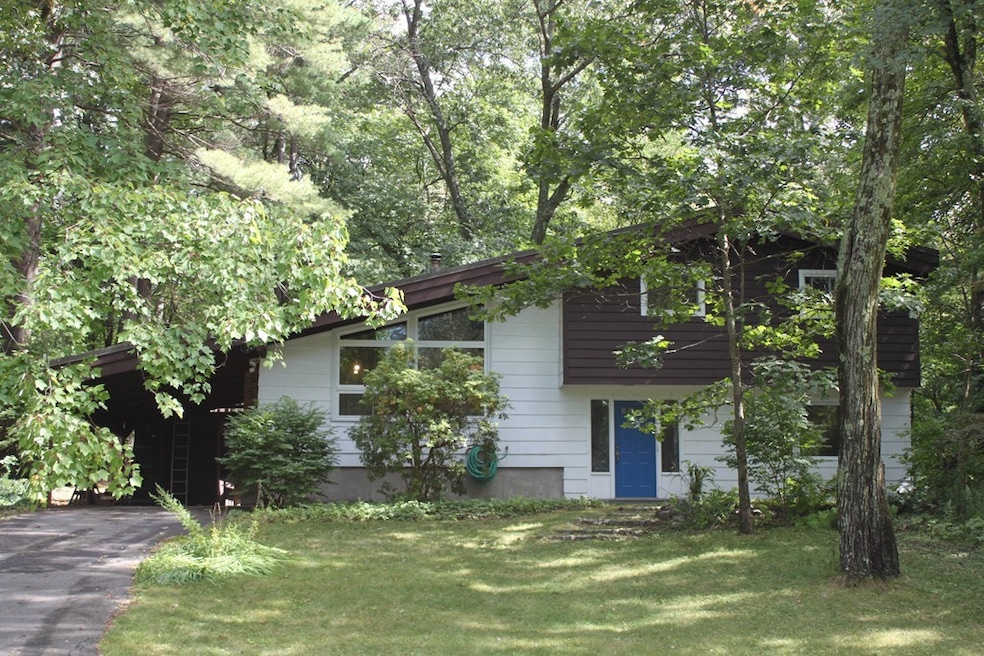 24 Taylor Rd, Sudbury, MA 01776 - photo 1