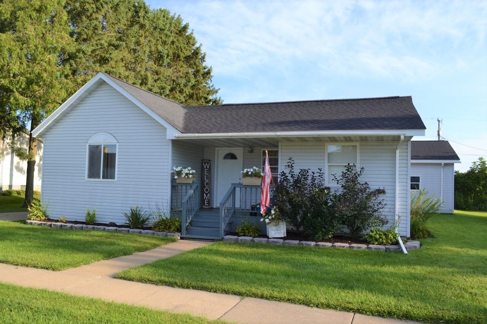 214 W Main St, Hustler, WI 54637 - photo 1