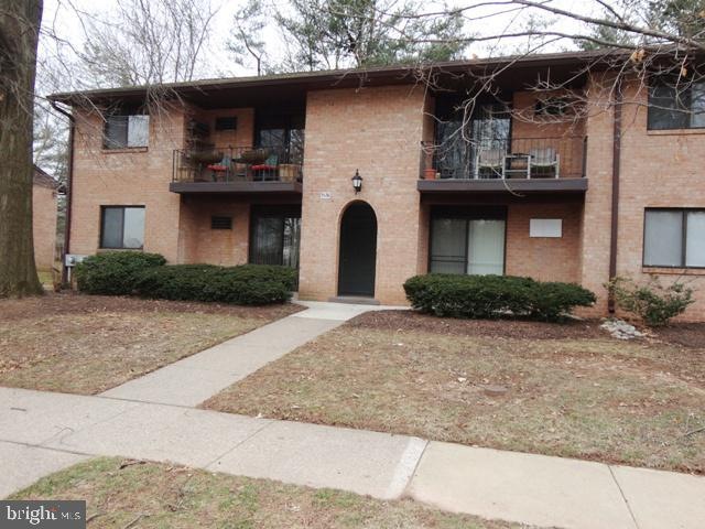 612 N Shady Retreat Rd unit 71, Doylestown, PA 18901 - photo 1