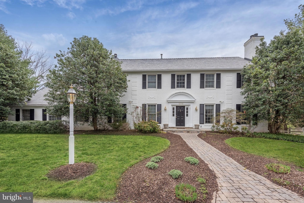 12086 Wetherfield Ln, Potomac, MD 20854 - photo 1