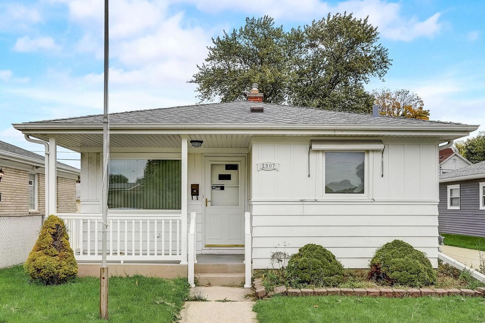 2-web-or-mls-Kentucky St-002
