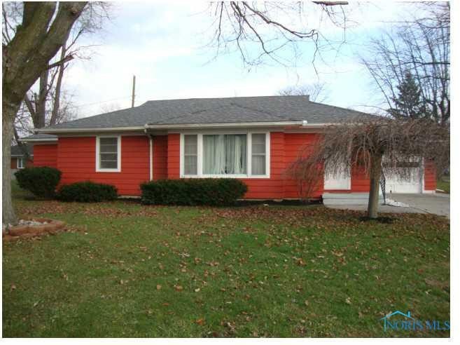 200 Degroff Ave, Archbold, OH 43502 - photo 1