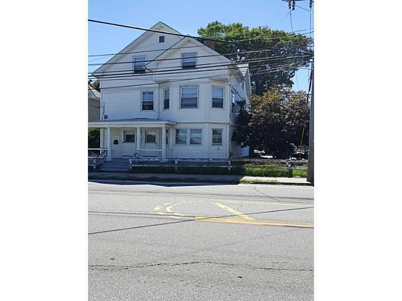 590 Park Ave, Cranston, RI 02910 - photo 1