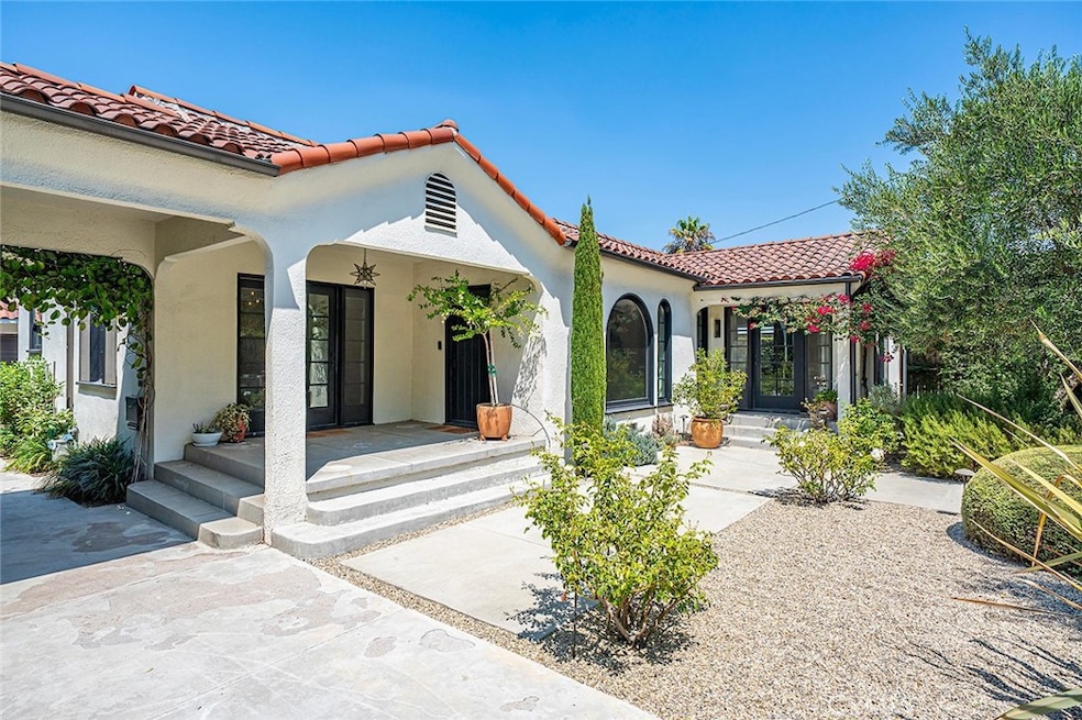 Sold $1,250,000 • Co-Listing Agent