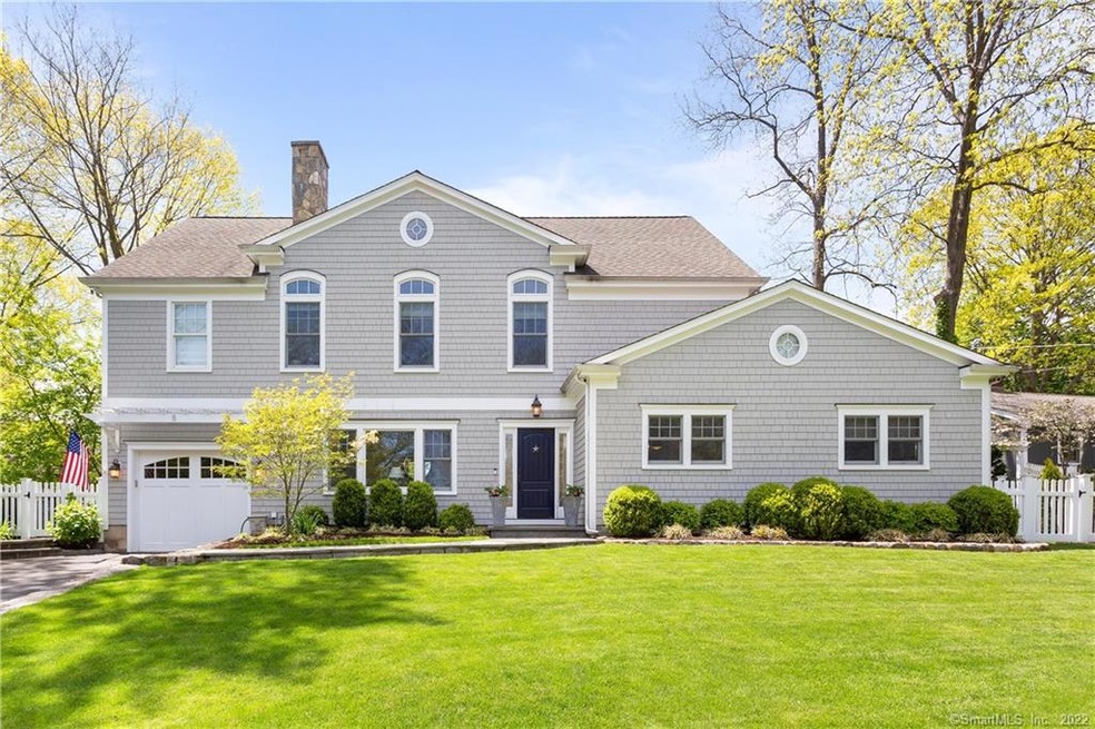 8 Burchard Ln, Norwalk, CT 06853 - photo 1