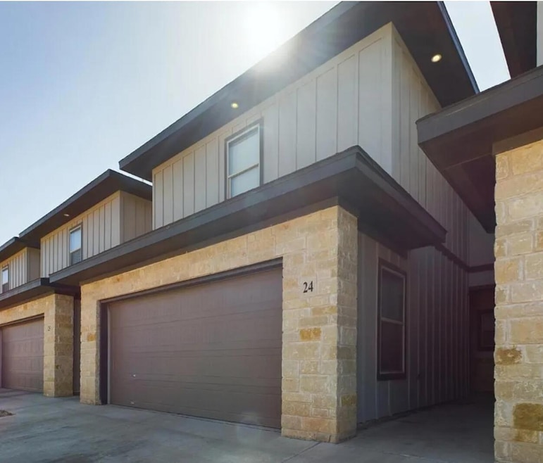 6040 24th St unit 24, Lubbock, TX 79407 - photo 1