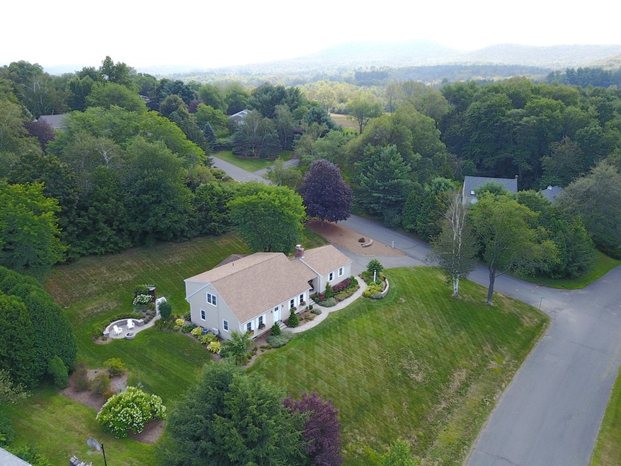 40 Blossom Ln, Amherst, MA 01002 - photo 1