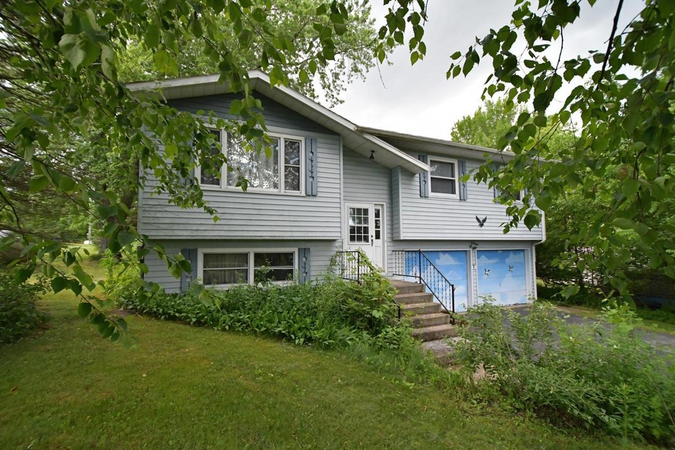 N3157 Lake View Dr W, Markesan, WI 53946 - photo 1