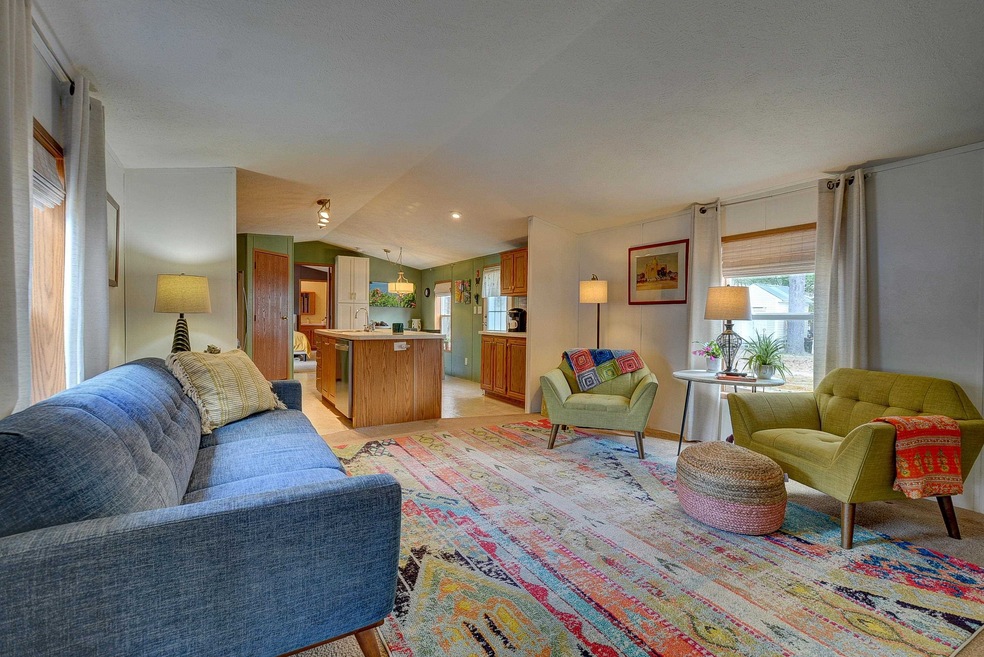 148 Lamplighter's Park, North Conway, NH 03860 - photo 1