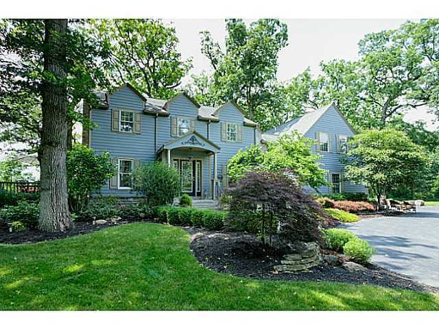 9029 Rivers End, Powell, OH 43065 - photo 1