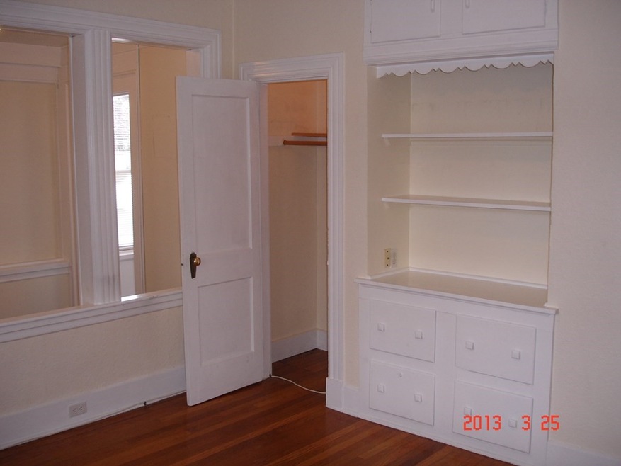 31 Snowling Rd unit 2 Front, Uxbridge, MA 01569 - photo 1