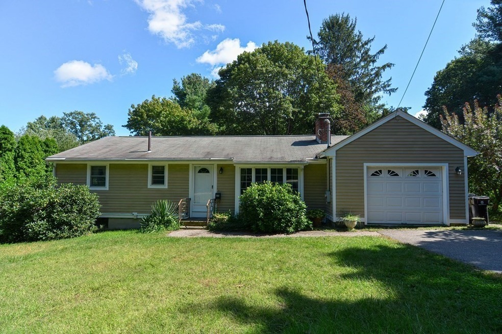 55 Hemenway Rd, Framingham, MA 01701 - photo 1