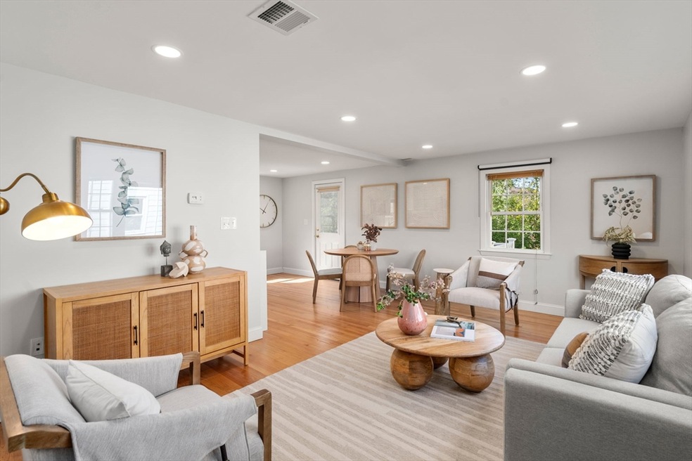 2 Norcross Cir unit 4, Arlington, MA 02474 - photo 1