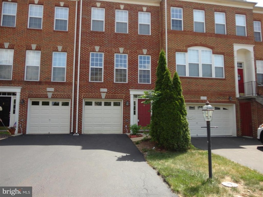 24679 Siltstone Square, Stone Ridge, VA 20105 - photo 1