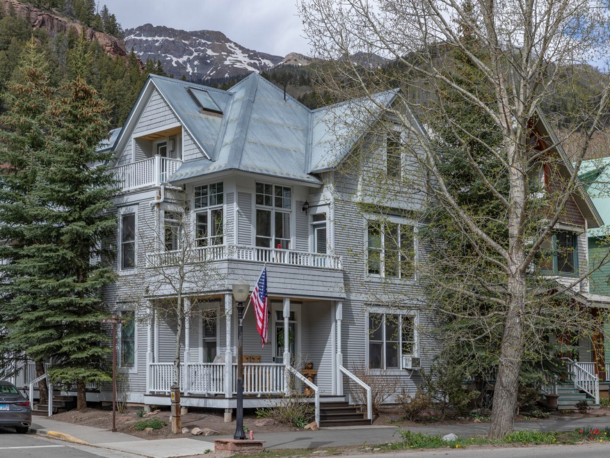 629 W Colorado Avenue A Exterior