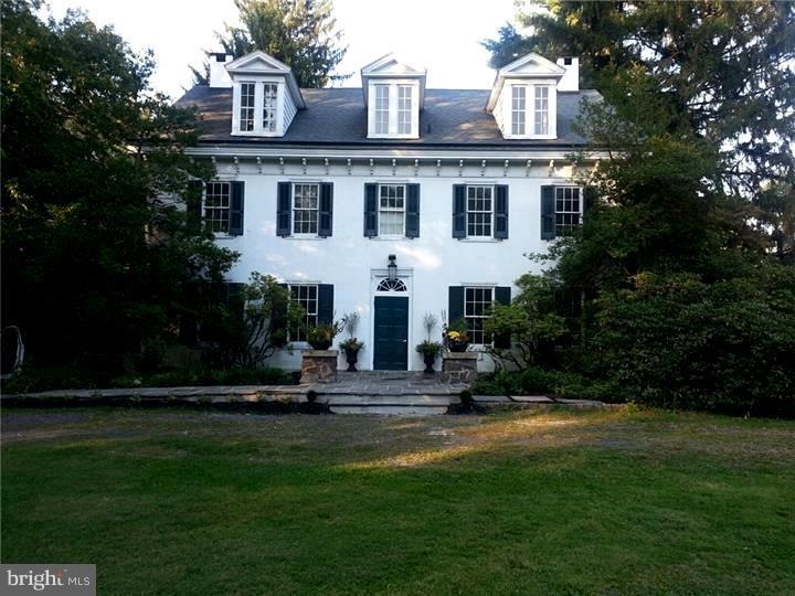 207 Old Philadelphia Pike, Douglassville, PA 19518 - photo 1