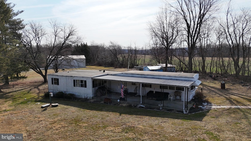 314 N Red School Rd, Morgantown, PA 19543 - photo 1