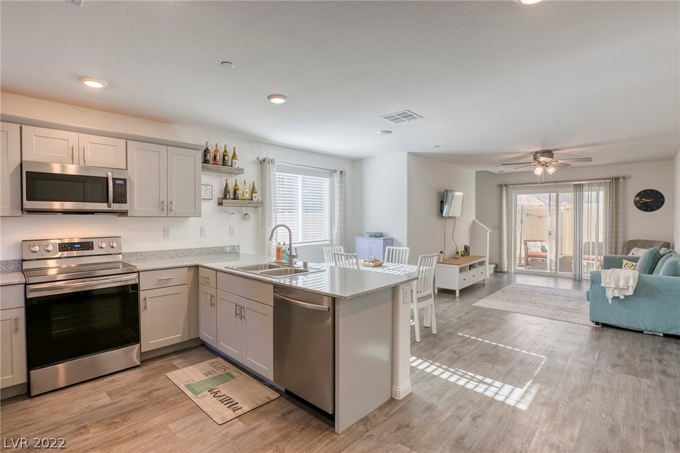 12167 Indigo Falls Rd unit 1, Las Vegas, NV 89183 - photo 1