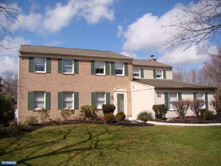 1366 Cinnamon Dr, Fort Washington, PA 19034 - photo 1