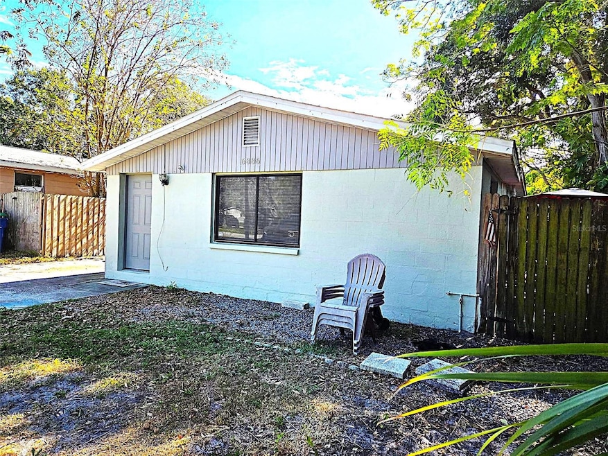 6886 49th Ave N, Saint Petersburg, FL 33709 - photo 1