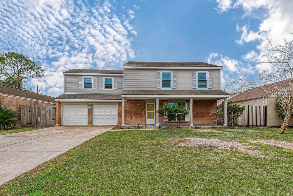 16606 Oxnard Ln, Friendswood, TX 77546 - photo 1