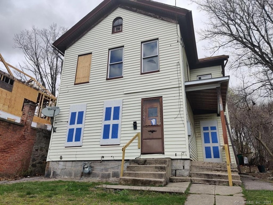 104 Bishop St, Waterbury, CT 06704 - photo 1