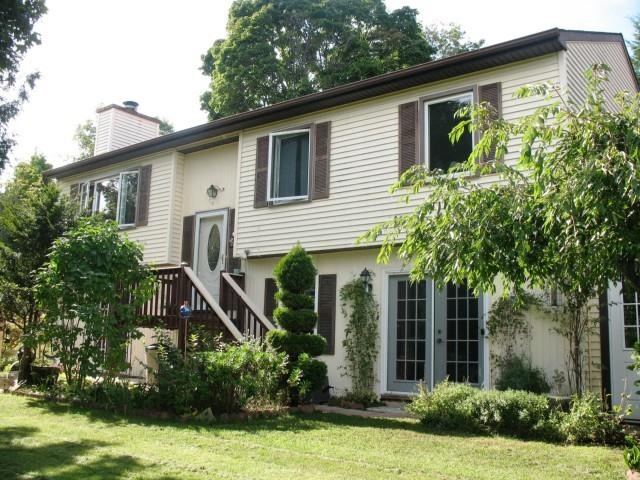 8 Cherry Ln, Bethel, CT 06801 - photo 1