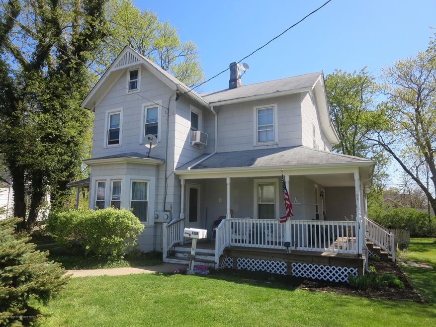 121 House Front