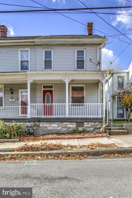 13 S Cherry St, Myerstown, PA 17067 - photo 1