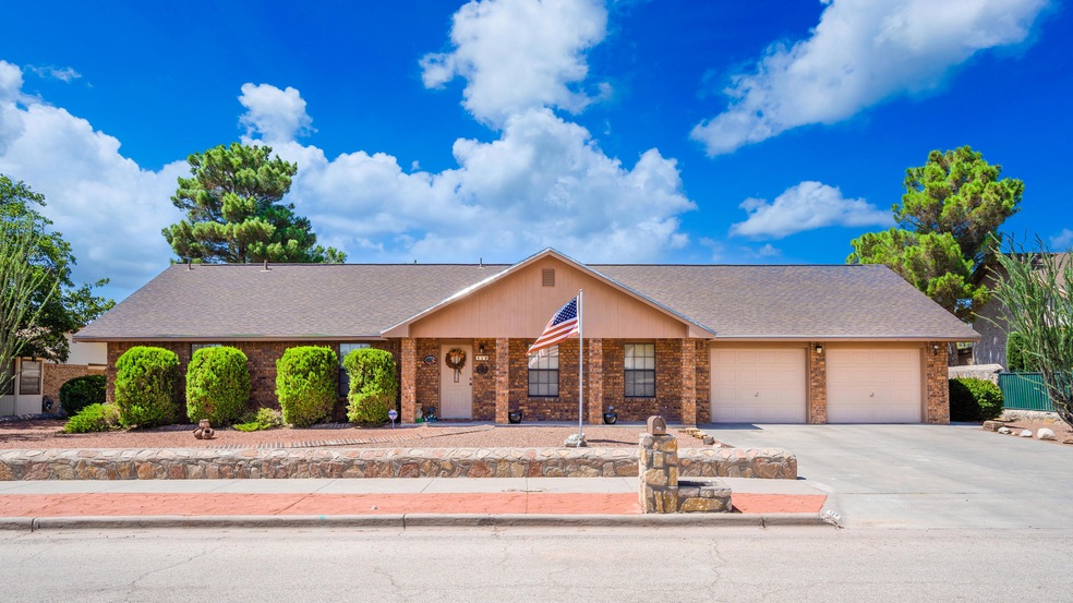 452 Amalia Dr, Horizon City, TX 79928 - photo 1